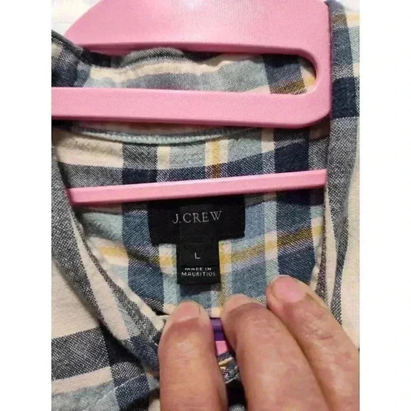 J. Crew Shirt Mens Casual Button Down in Ivory Plaid Size Large 100% Cotton Soft - Picture 5 of 9